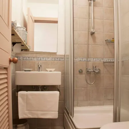 Hazz فندق ألاتشاتي