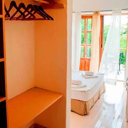 Hazz فندق ألاتشاتي